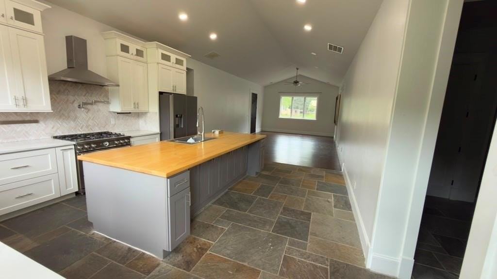 2909 Jones Mill Rd - Photo 4 of 16