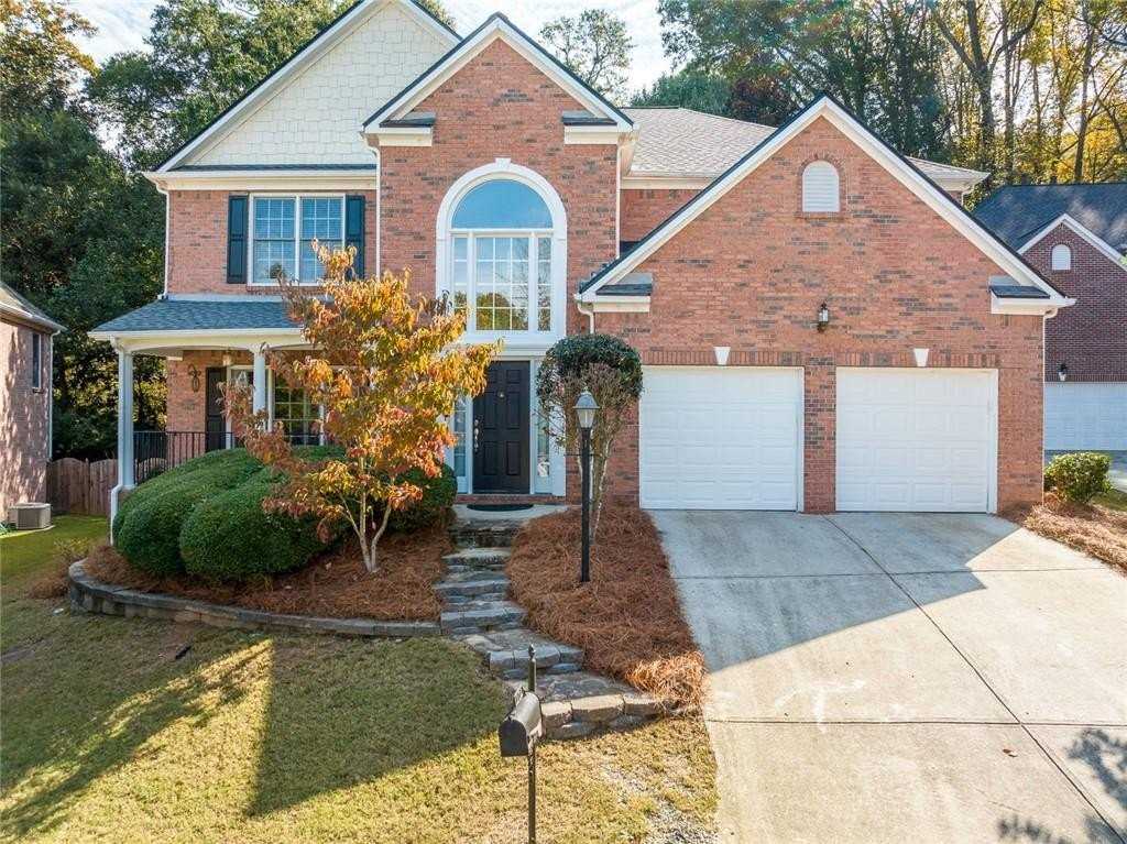 174 Ennisbrook Dr Se - Photo 2 of 50
