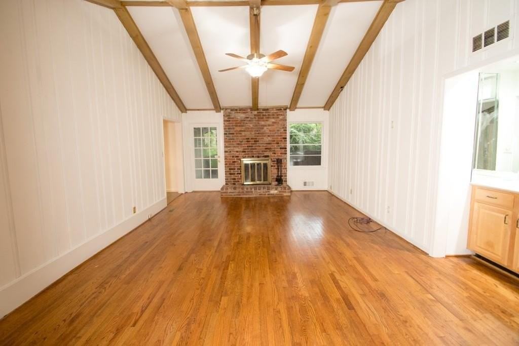 376 Cochran Dr Nw - Photo 4 of 15