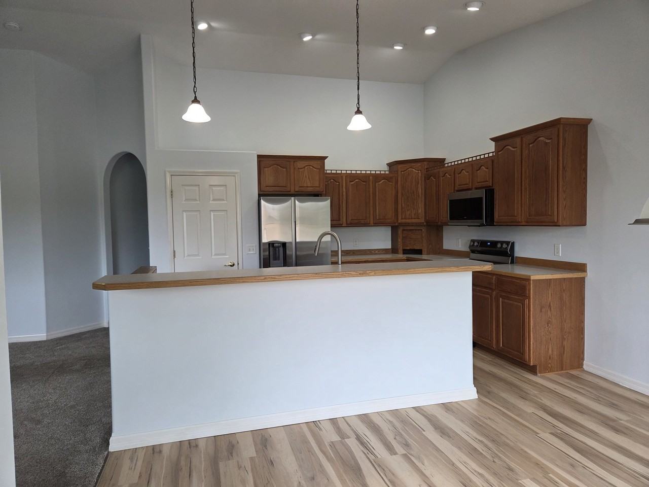 521 Burnham Pl - Photo 7 of 21
