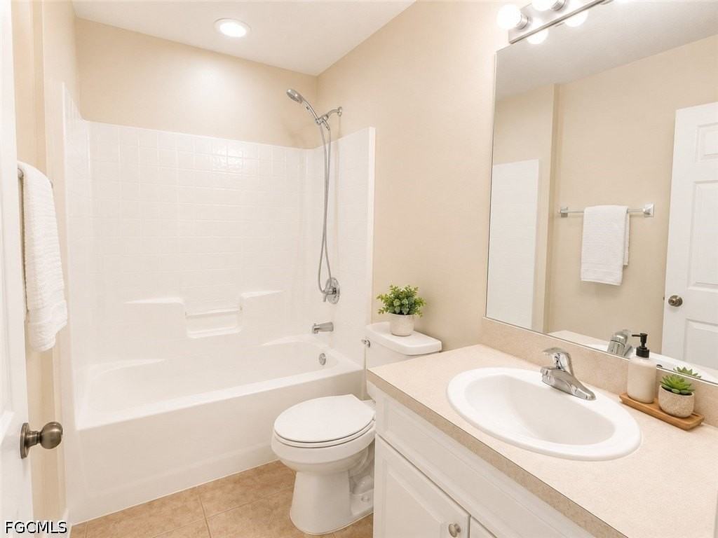 4141 Ne 19th Pl - Photo 4 of 13