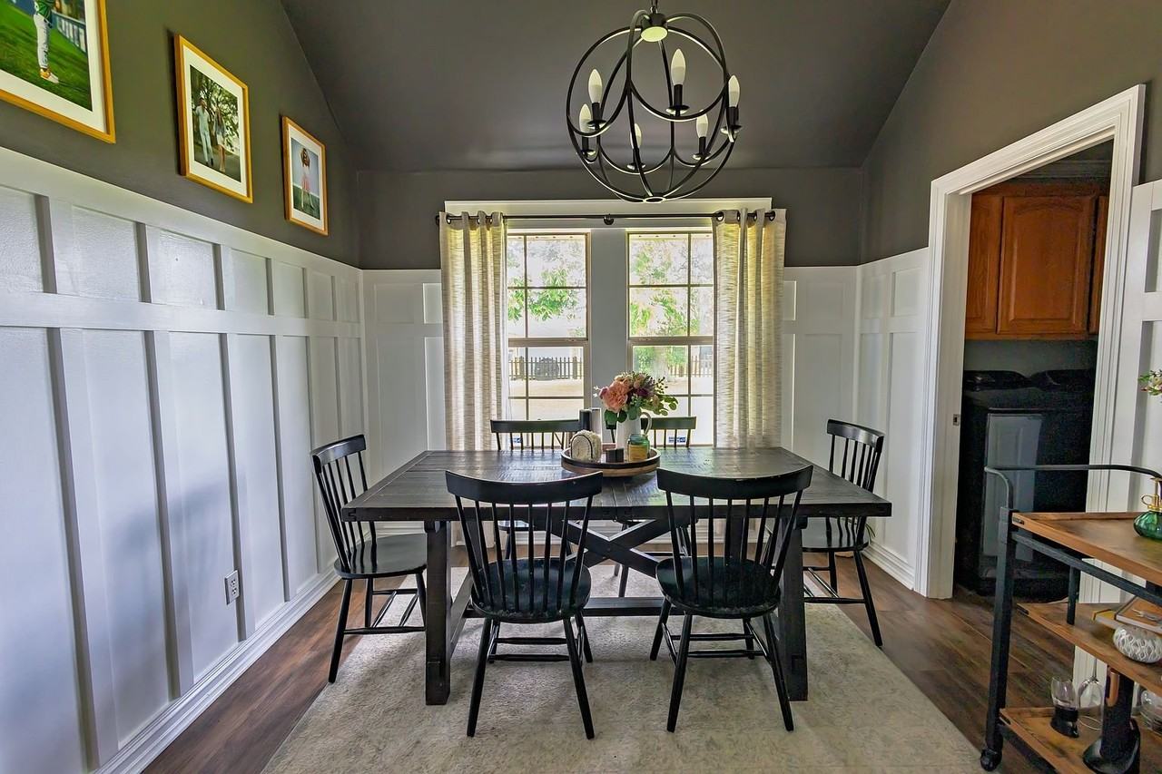 303 Spike Ln - Photo 6 of 17