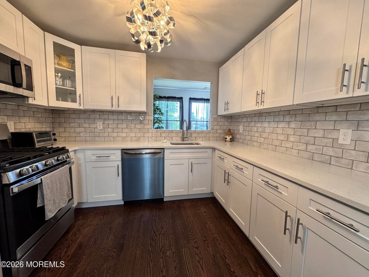 8 Palm Springs Ct - Photo 7 of 13