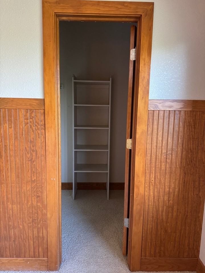 1012 Pinefield Ln - Photo 4 of 16