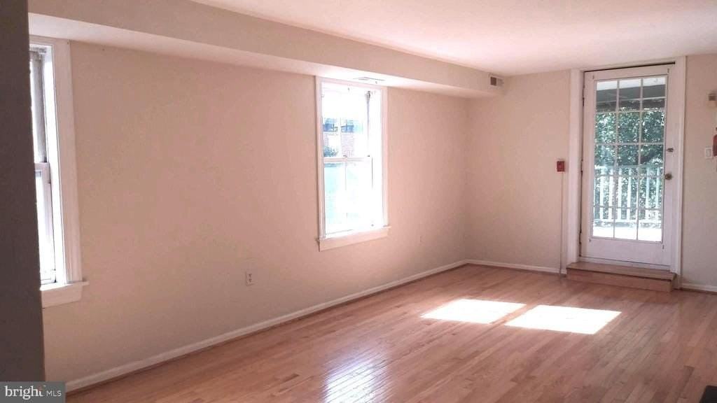 2043 Mount Vernon St #4 - Photo 6 of 19