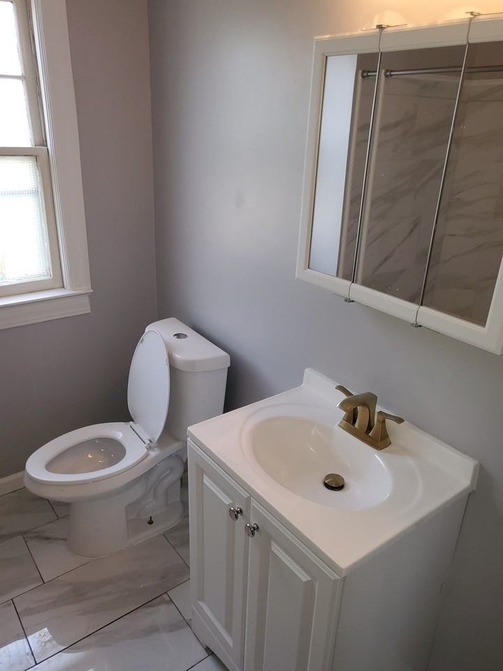 19450 Monterey Ave - Photo 3 of 11