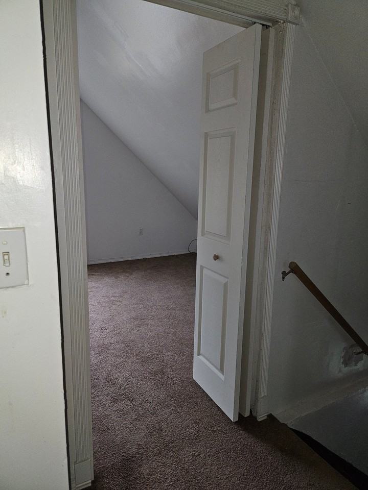 15448 Calcutta Ave #3rdFLUNIT - Photo 6 of 12