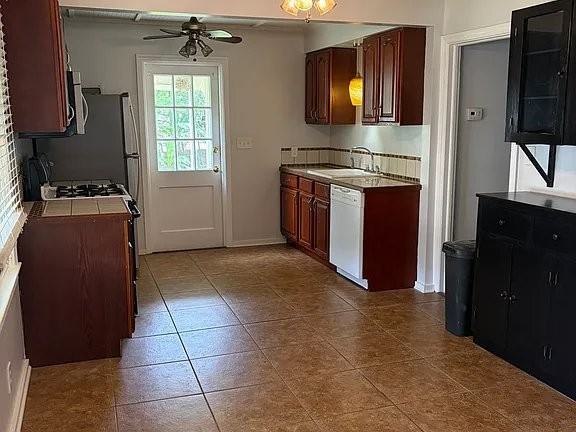 2503 Richard Ave - Photo 5 of 8