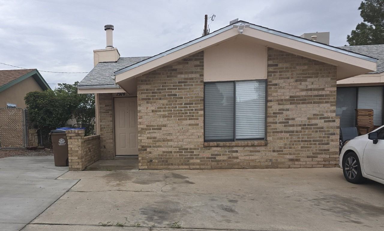 1914 Sheryl Way - Photo 7 of 9