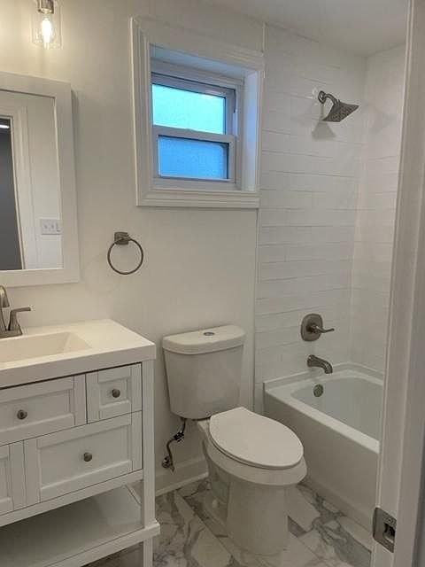 713 Brockenbraugh Ct - Photo 7 of 9