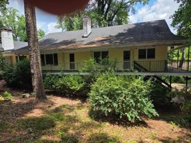 402 Pinecrest St - Photo 1 of 1