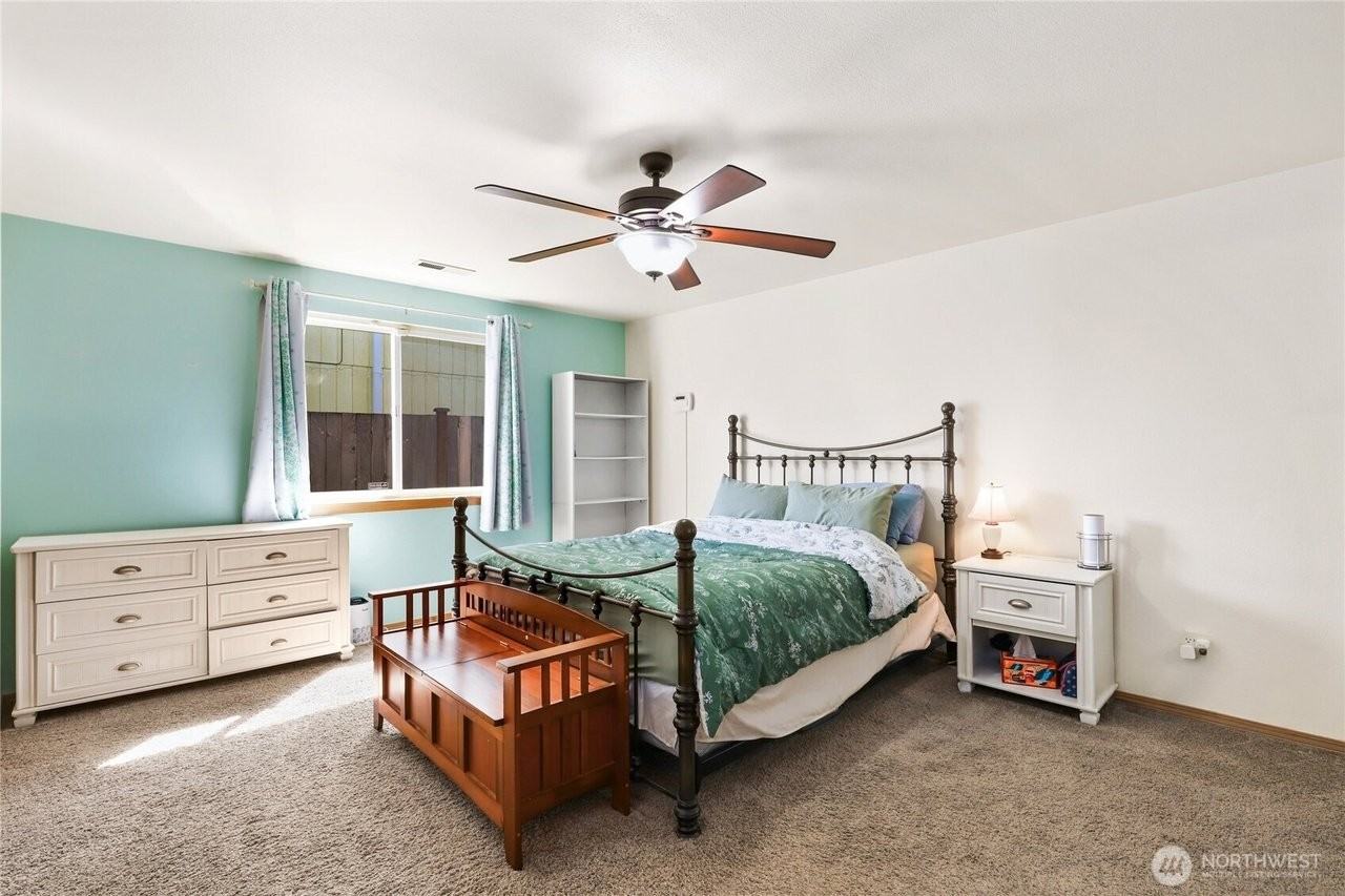 1316 Headley Ave Nw - Photo 2 of 20