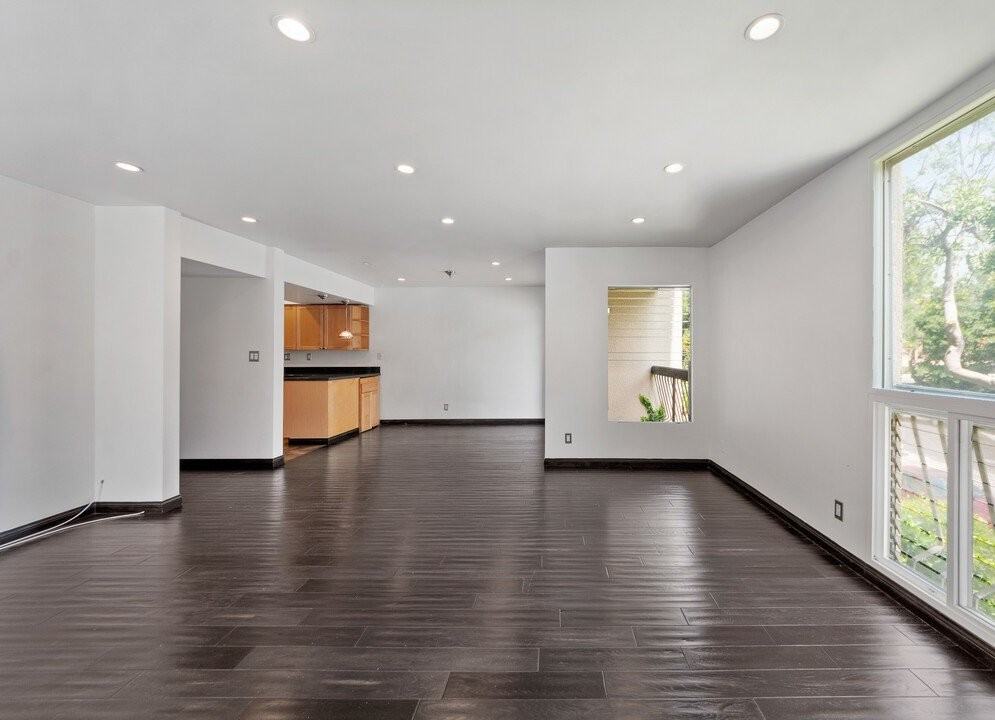 5650 Cambridge Way #2 - Photo 4 of 16
