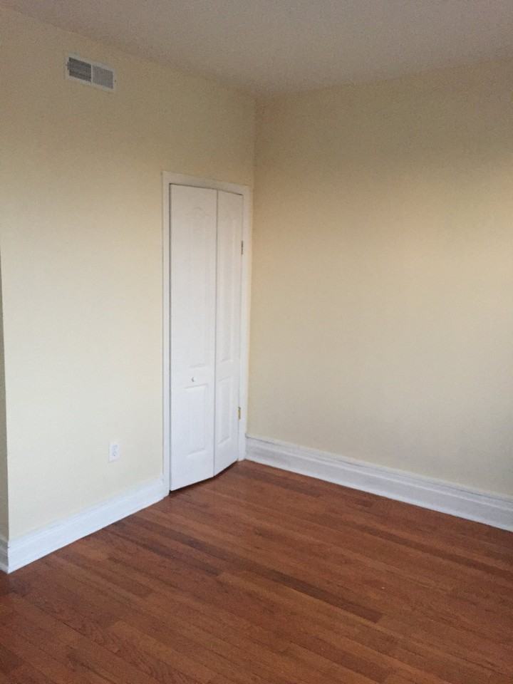 1422 Springfield Ave #2 - Photo 5 of 6