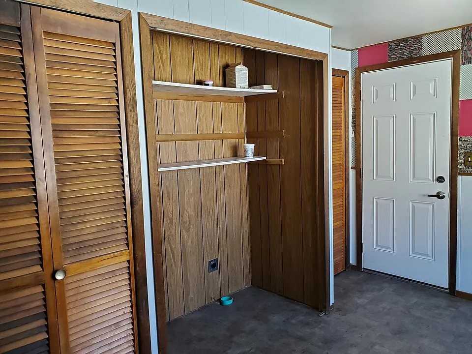 1814 Amherst Ave - Photo 2 of 8