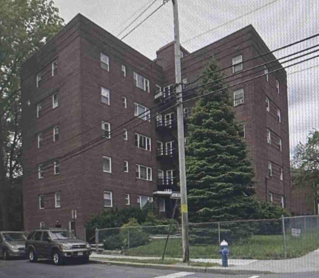 1280 Clinton Ave #1