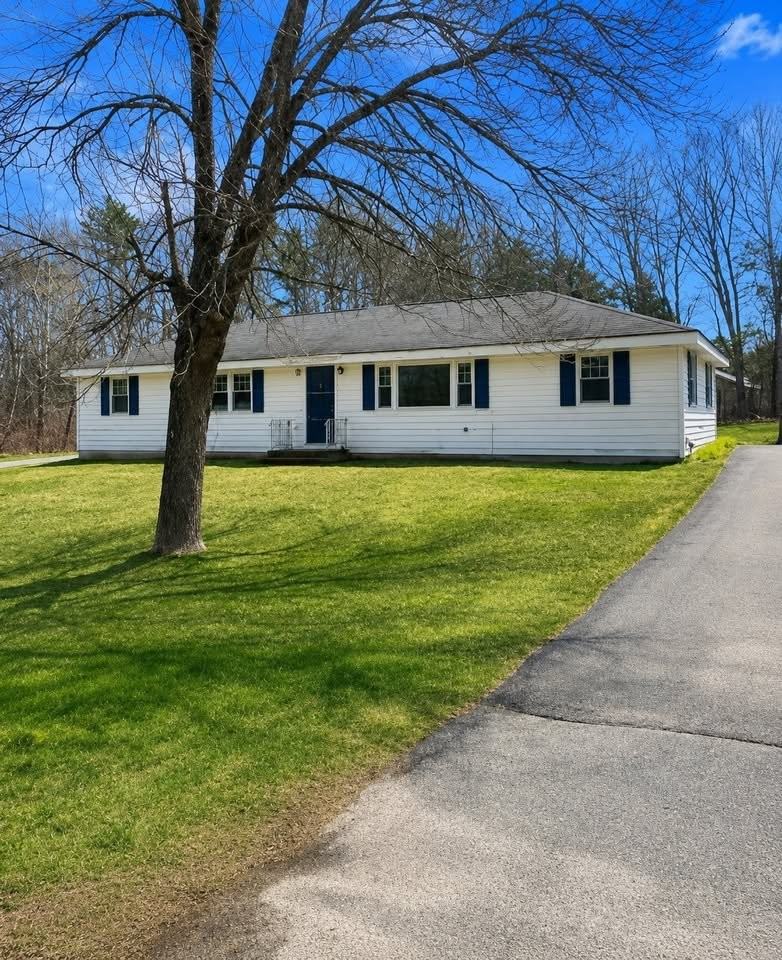 98B Burnell Dr - Photo 2 of 11