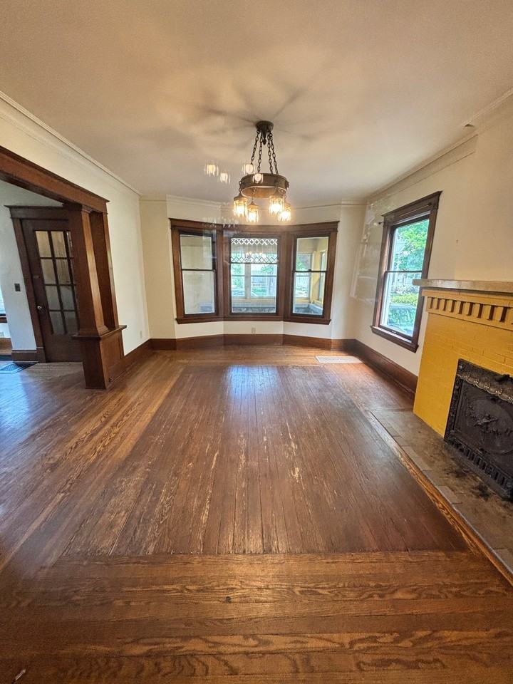 719 Wheaton Ave - Photo 3 of 18