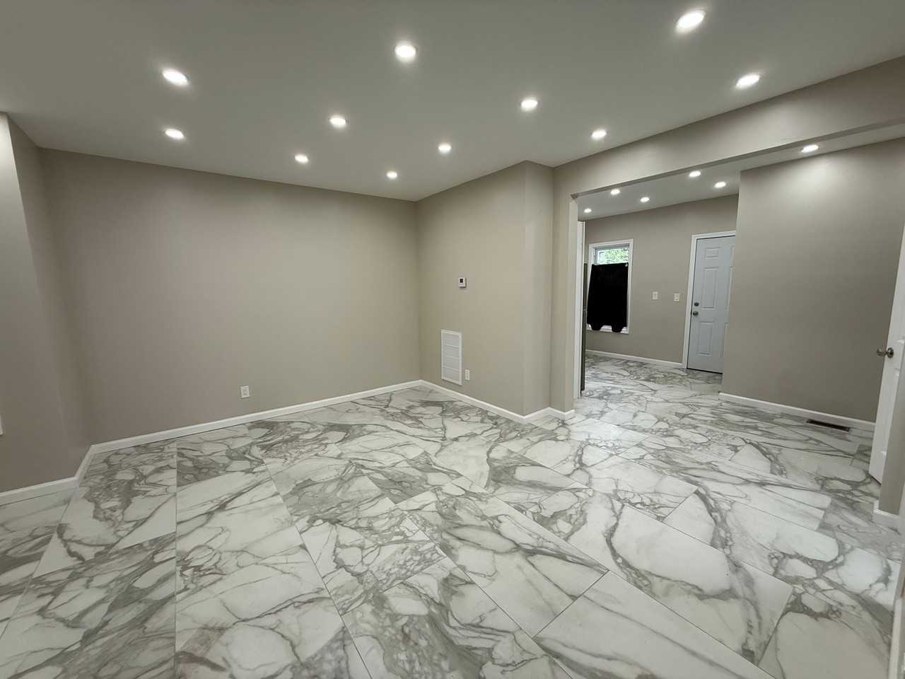 103 Helen St - Photo 3 of 17