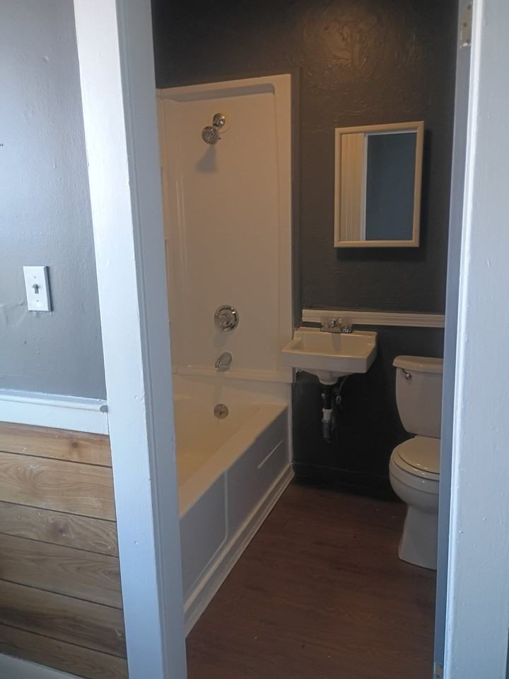 26 Hale St #3L - Photo 3 of 12