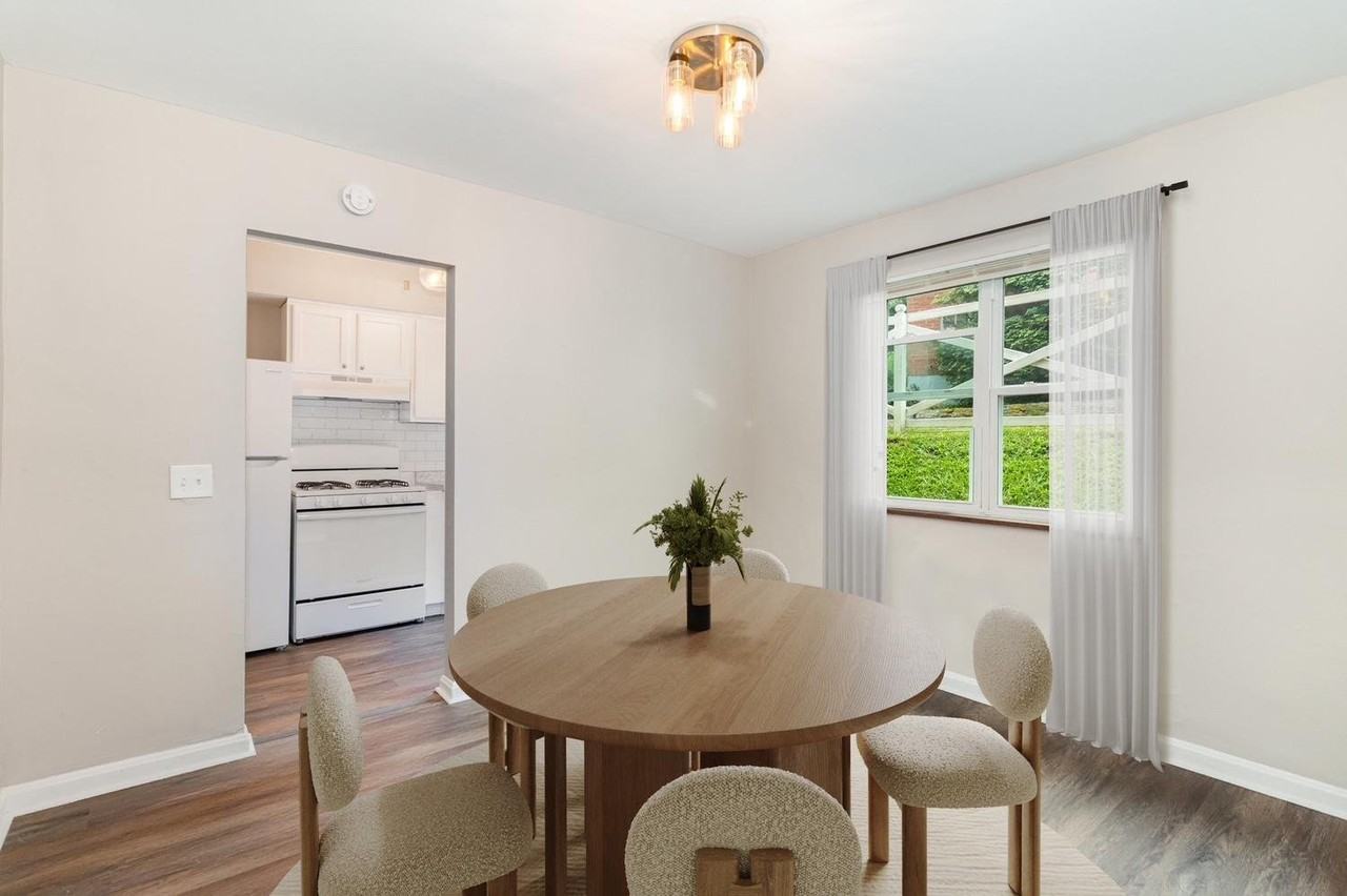 1607 Asmann Ave #8 - Photo 3 of 12