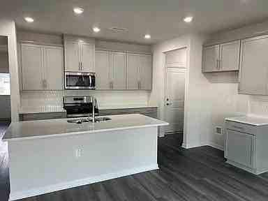 272 Potomac River St - Photo 7 of 13