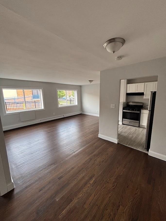 538 W 7th St - Photo 7 of 15