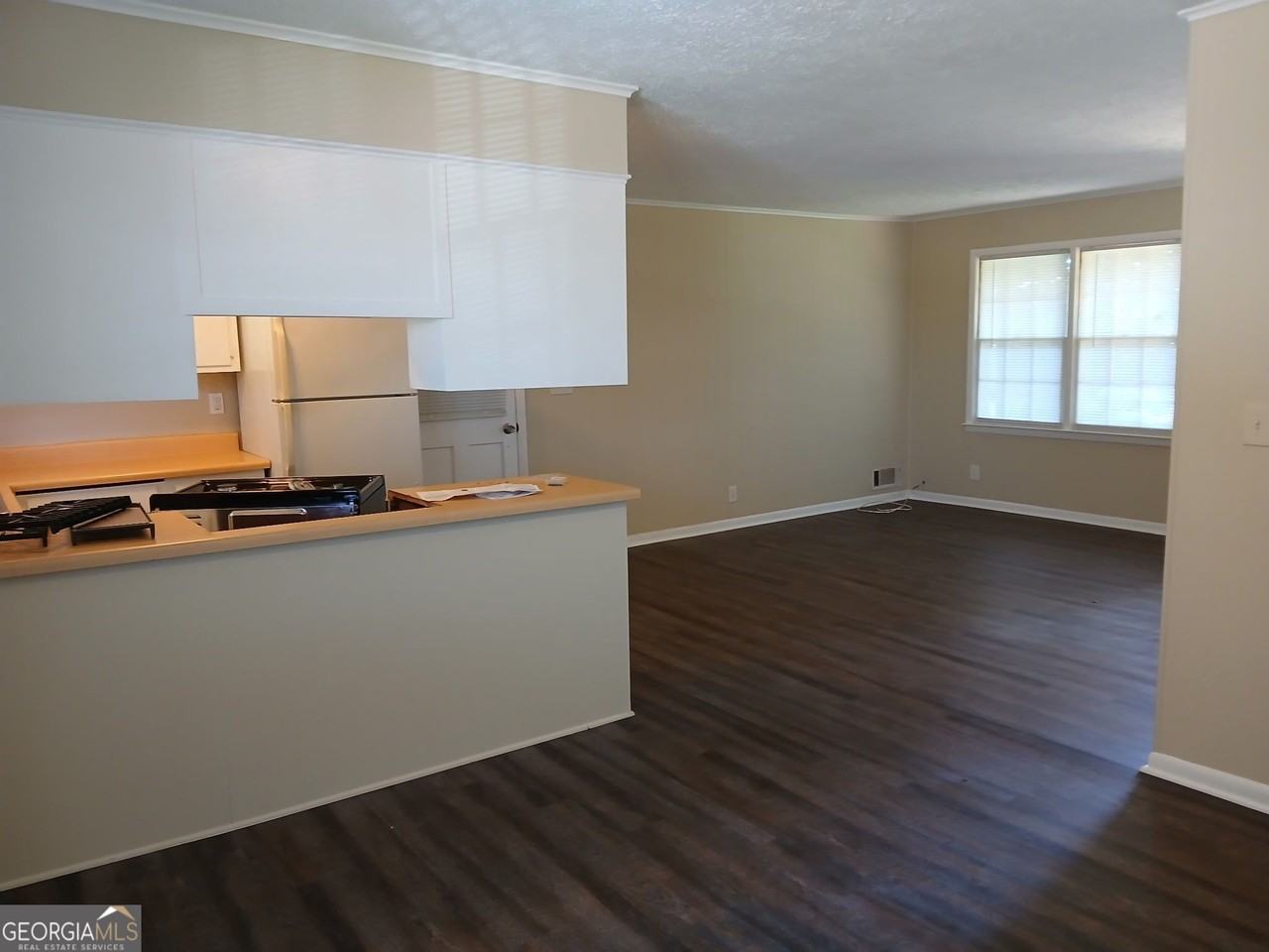 8247 Spillers Dr Sw - Photo 2 of 9