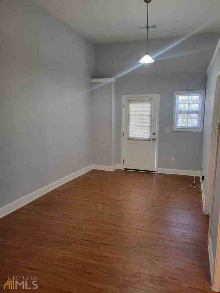 6935 Ivy Log Dr - Photo 4 of 16