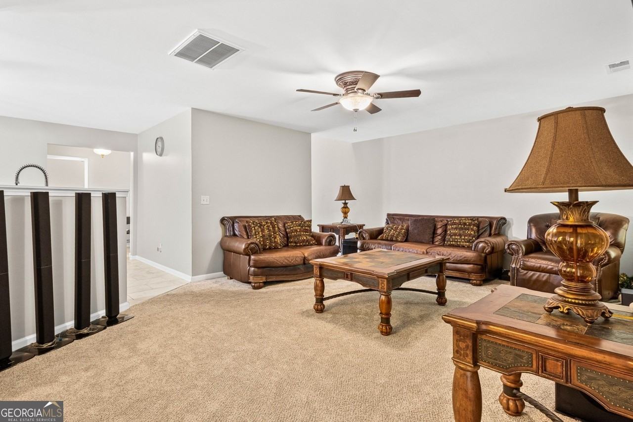 7155 Laurel Creek Dr - Photo 6 of 28