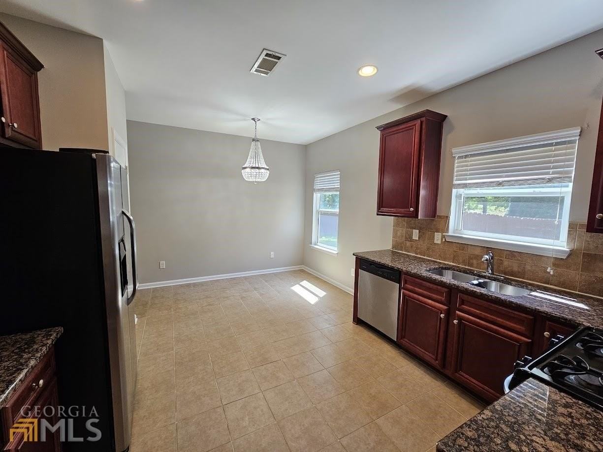 99 Matador Way - Photo 4 of 23