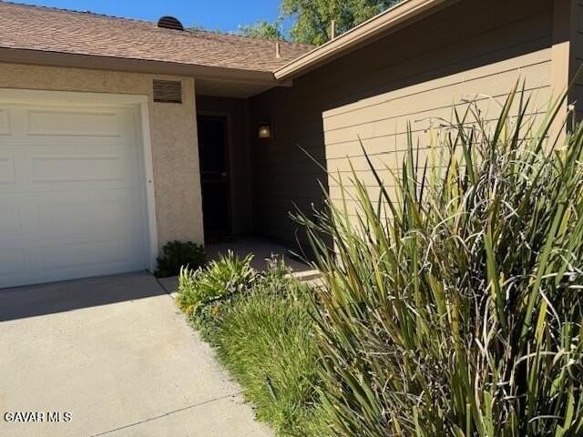 26265 Rainbow Glen Dr - Photo 2 of 12
