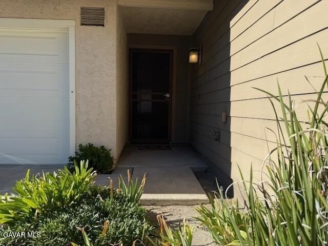 26265 Rainbow Glen Dr - Photo 3 of 12