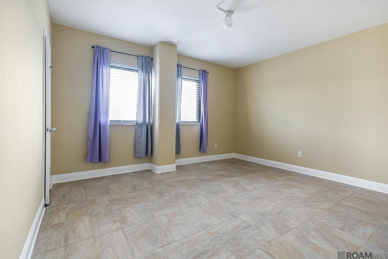 11550 Southfork Ave #301 - Photo 3 of 11