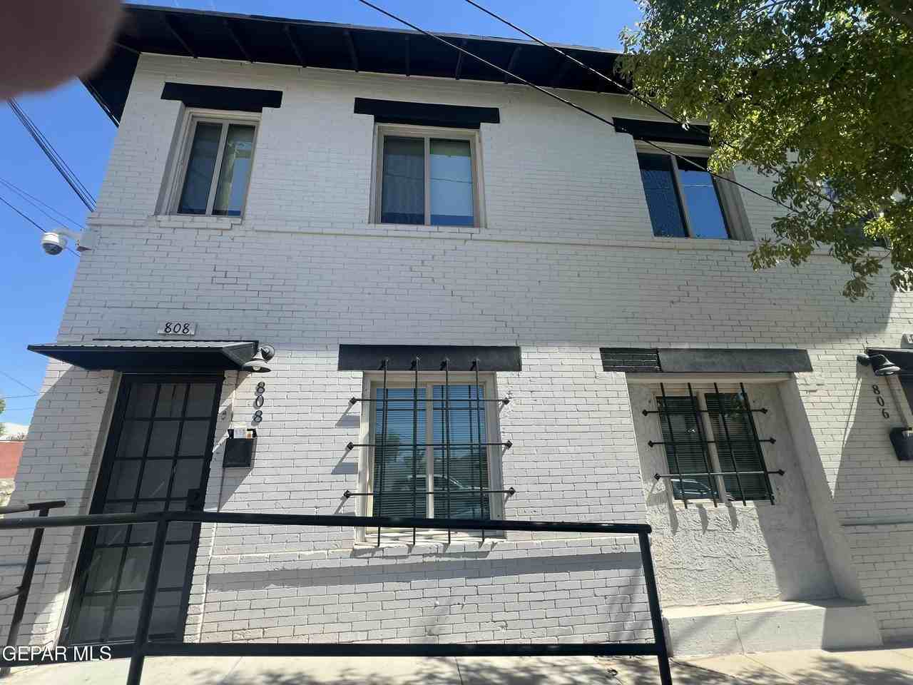 806 Williams St - Photo 4 of 34
