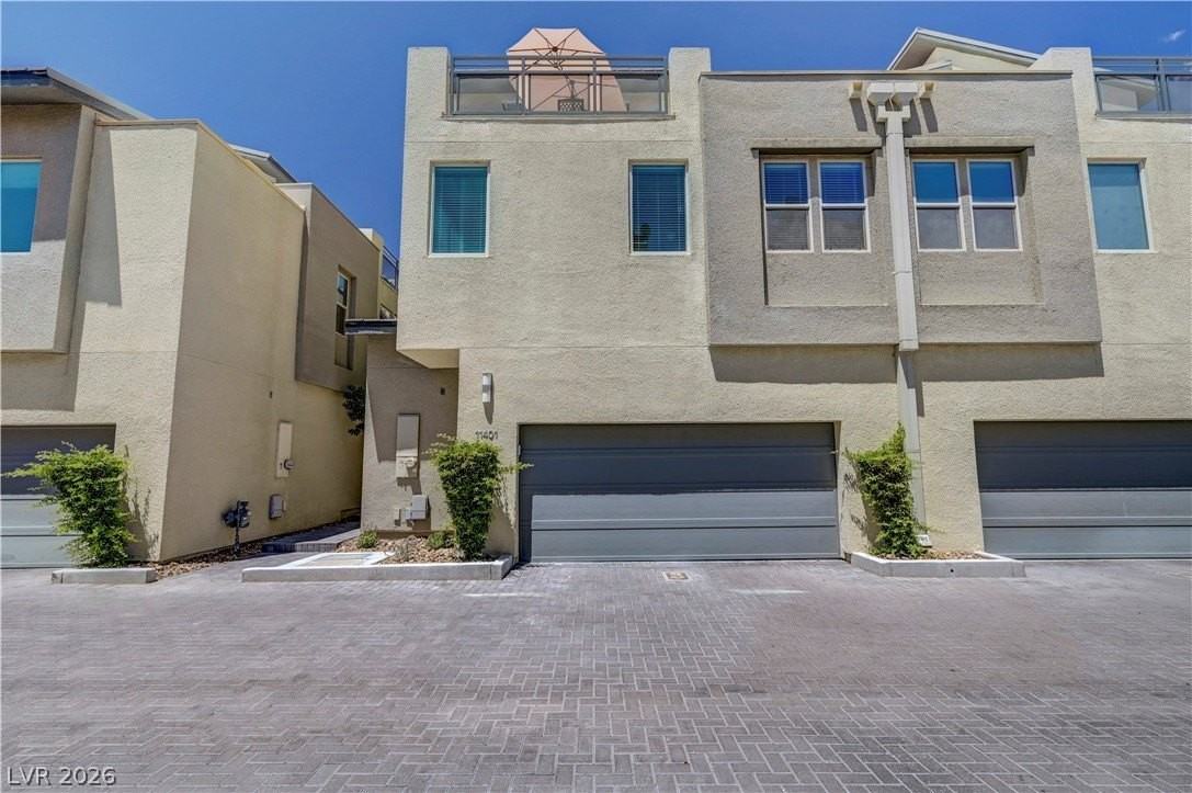 11401 Gravitation Dr - Photo 2 of 50