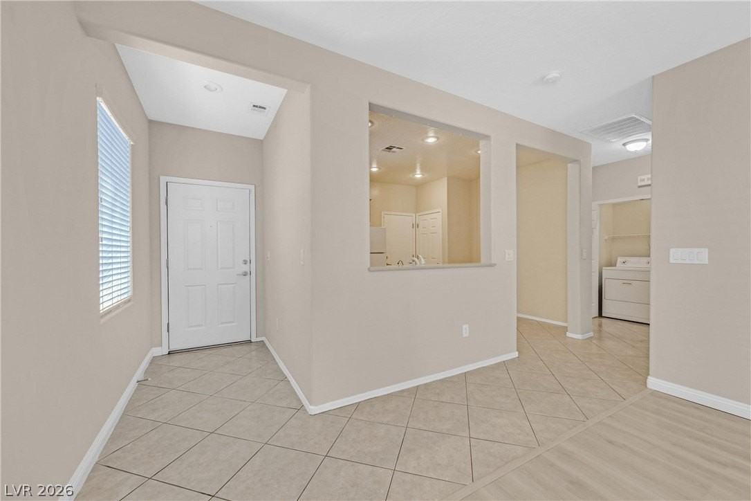 2407 Jada Dr - Photo 4 of 42