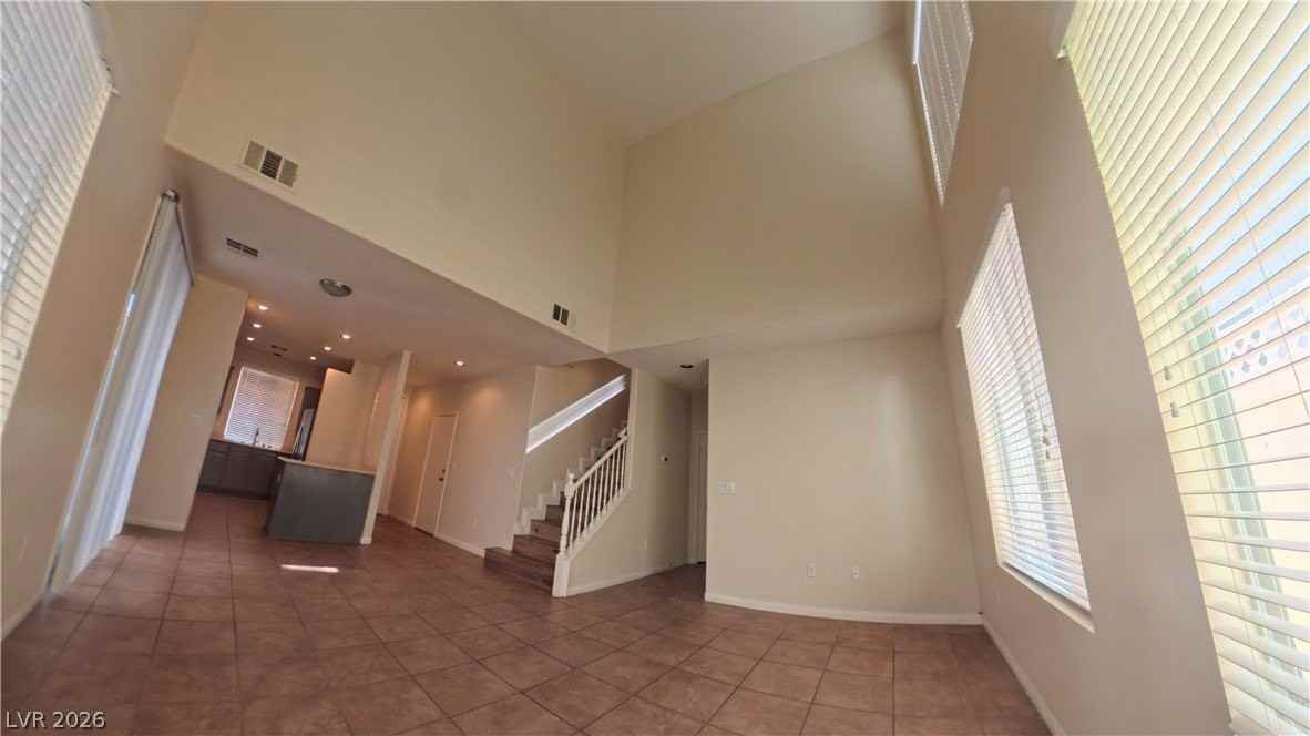 6252 Glimmering Light Ave - Photo 5 of 50