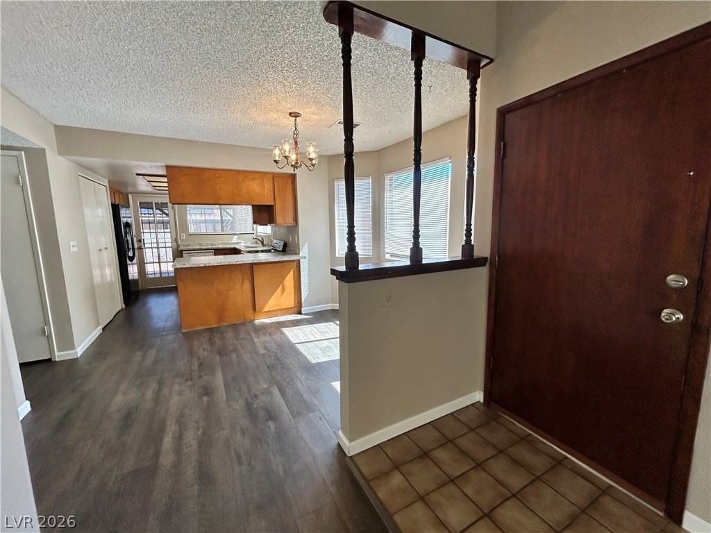 8232 Abercrombe Way - Photo 5 of 17