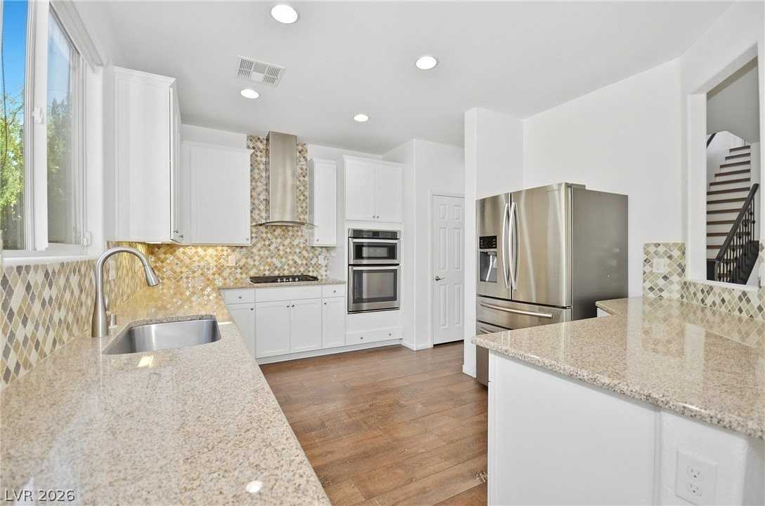 11320 Nalleta Springs St - Photo 2 of 33