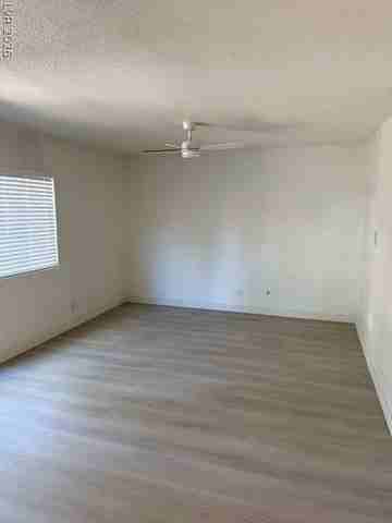 4264 White Sands Ave - Photo 2 of 18