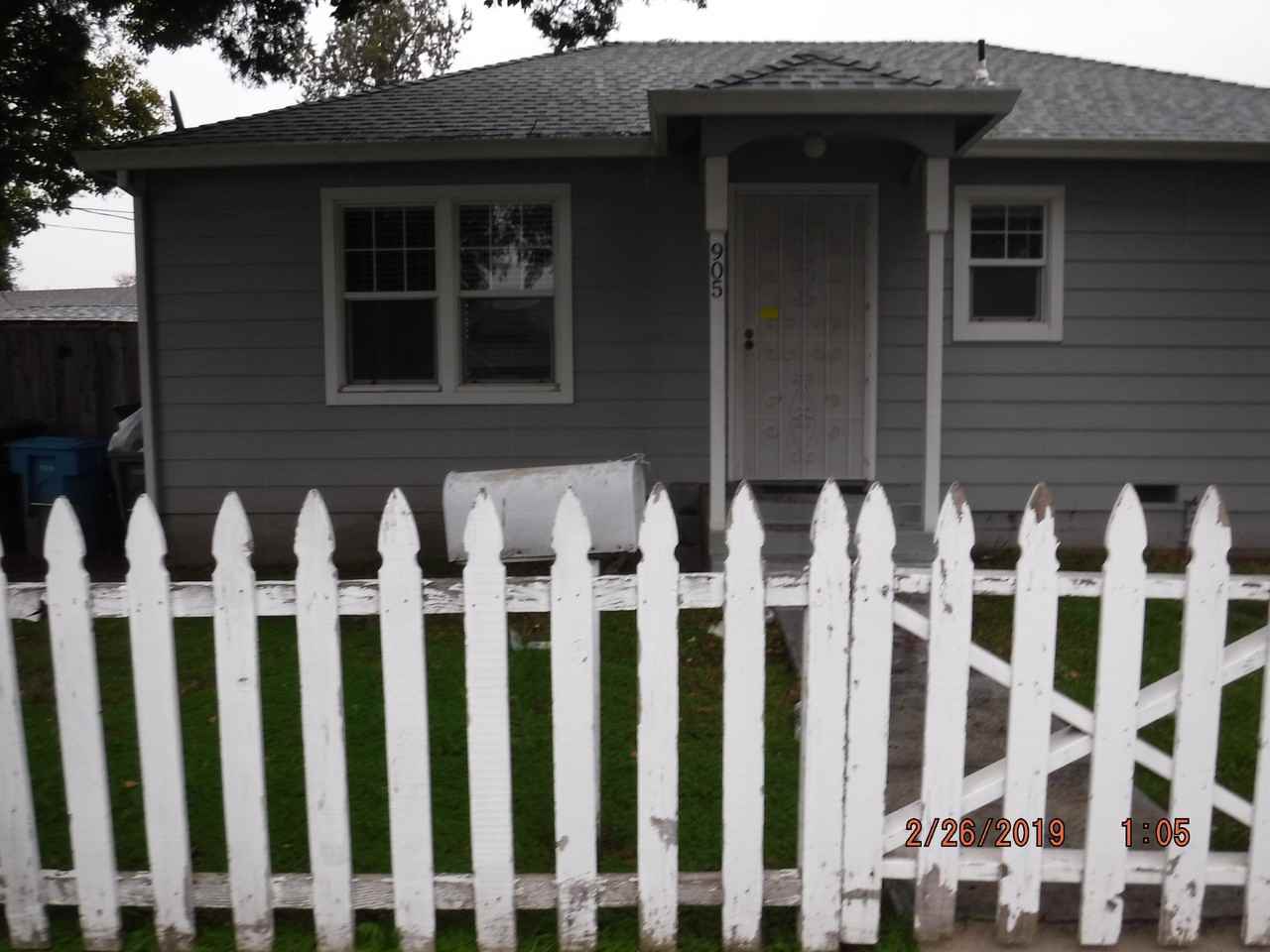905 Orange St #1 - Photo 3 of 16