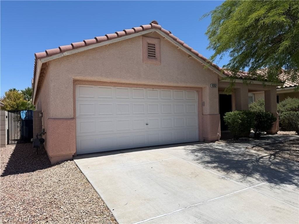 9352 Morehouse Pl - Photo 2 of 25
