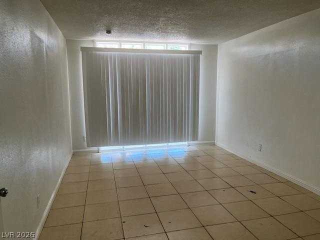 1423 Sombrero Dr #2 - Photo 3 of 5
