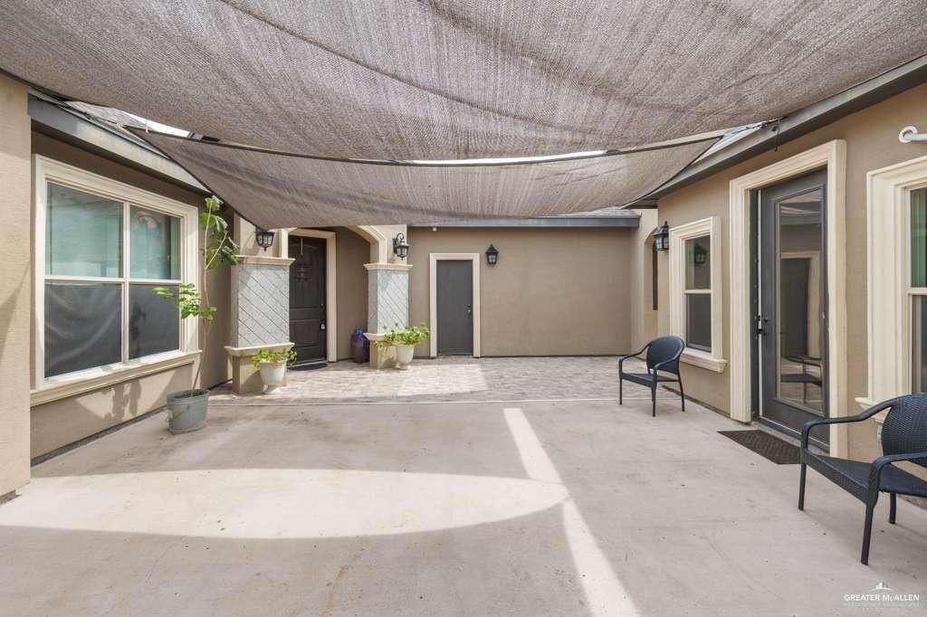 4012 Santa Fe St - Photo 6 of 20
