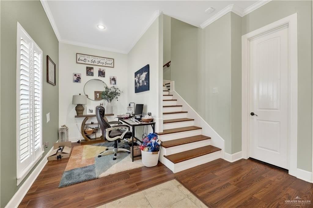 209 Robin Ave - Photo 3 of 20