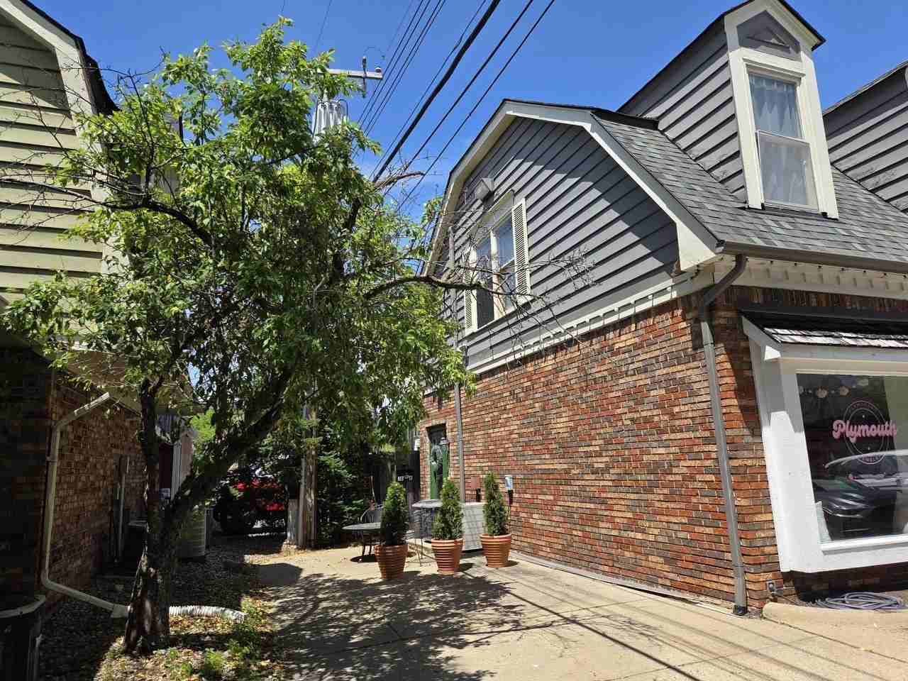 963 W Ann Arbor Trl #18B - Photo 2 of 10