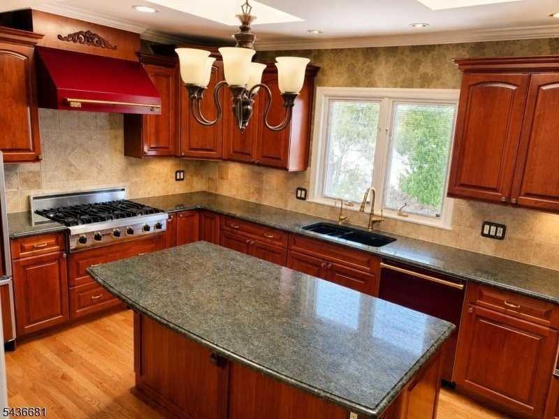 178 E Lindsley Rd #2 - Photo 4 of 30