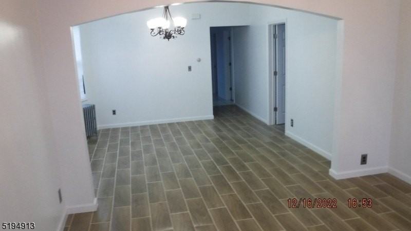 281 Buffalo Ave - Photo 2 of 8