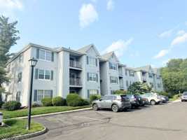 featured image of 214 Stratford Pl